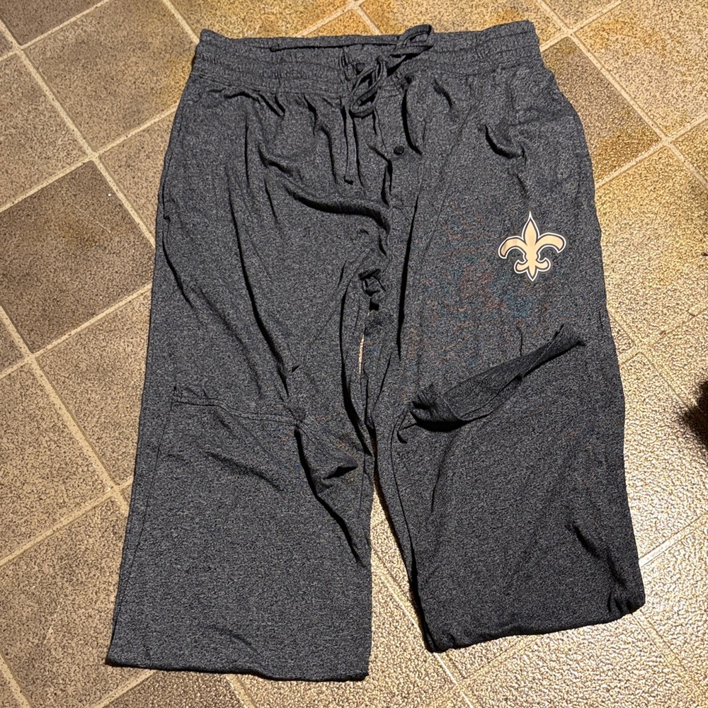 NWOT NFL Lightweight lounge pants with the Saints Logo